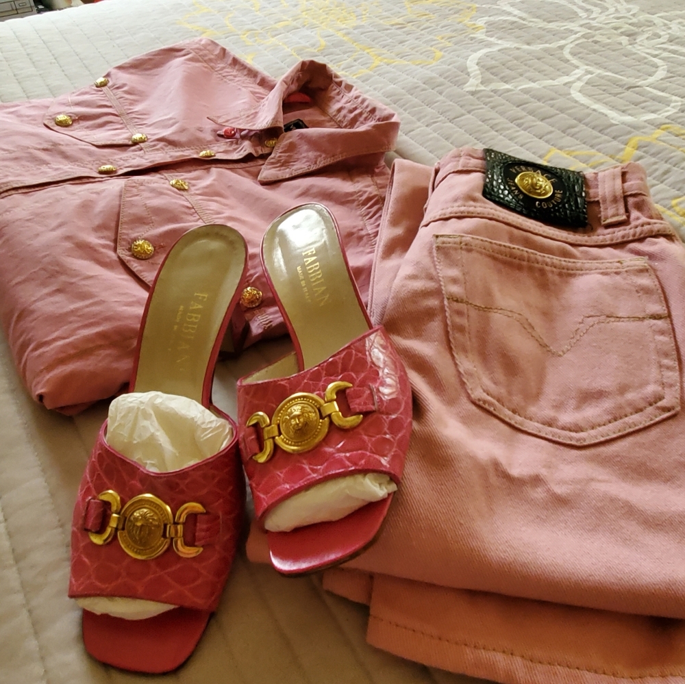 Versace Shirt, Jeans and Alagator Shoes